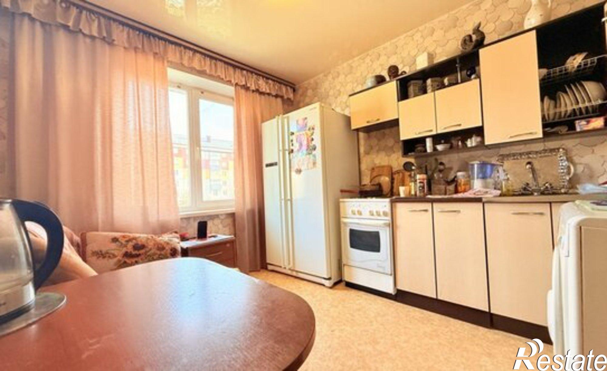 Купить квартиру за 2 400 000 рублей на улица Дзержинского, 59