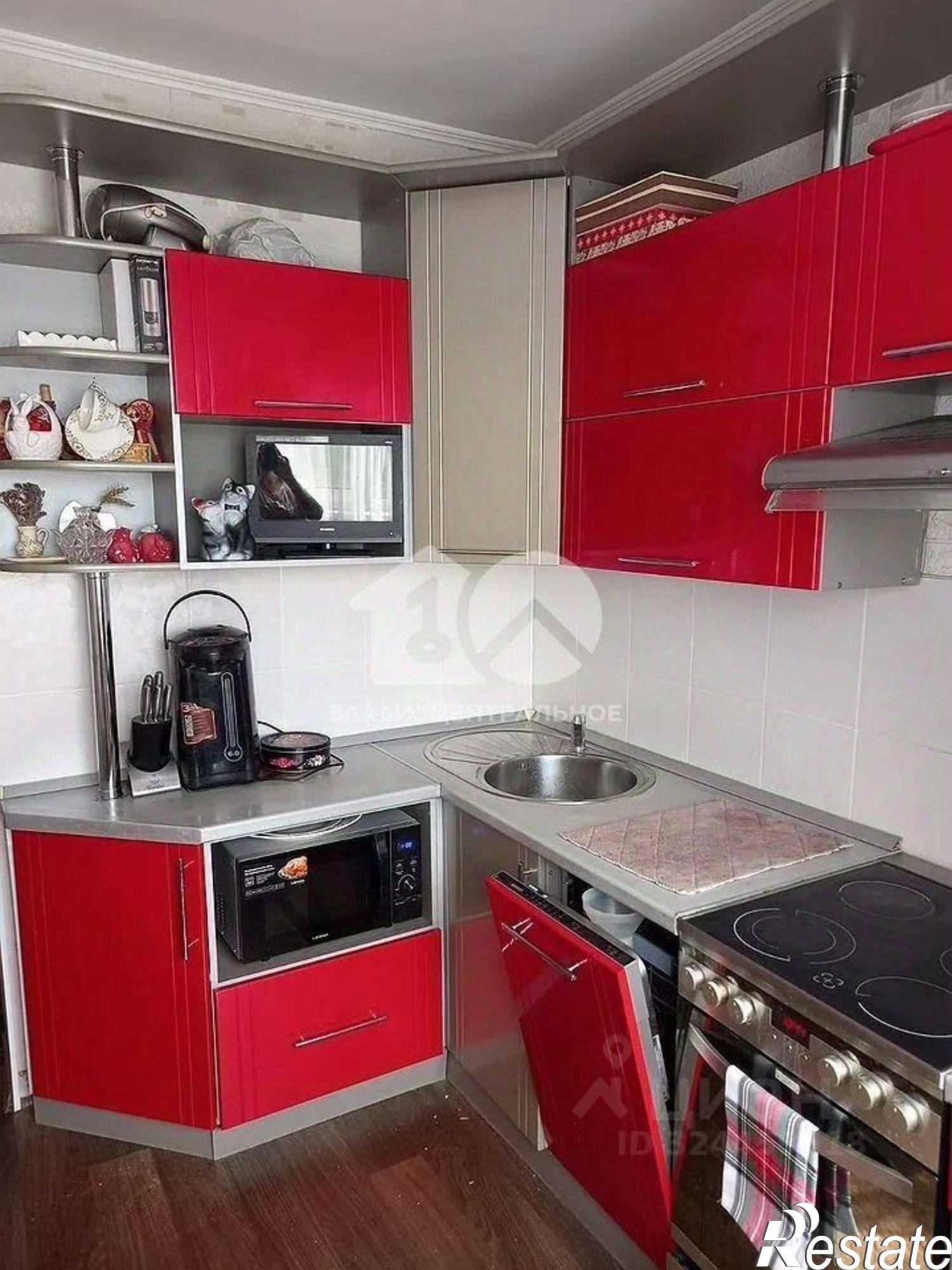 Купить квартиру за 3 800 000 рублей на проспект Шахтёров, 10