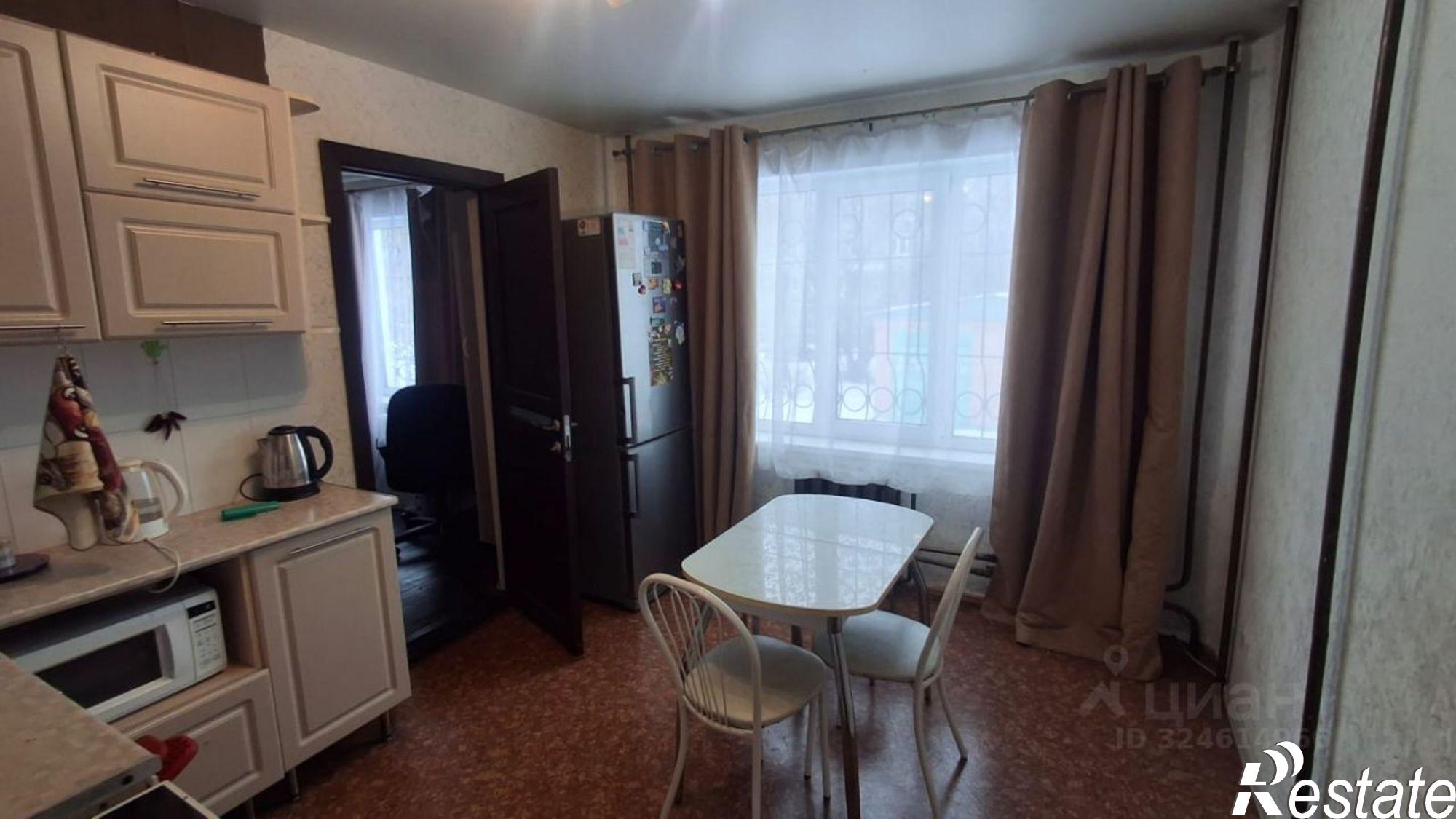 Купить квартиру за 3 300 000 рублей на Кемерово, Октябрьский проспект, 44