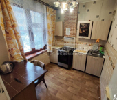 2-комн, 45кв м, этаж 1/5 улица Калинина, 5