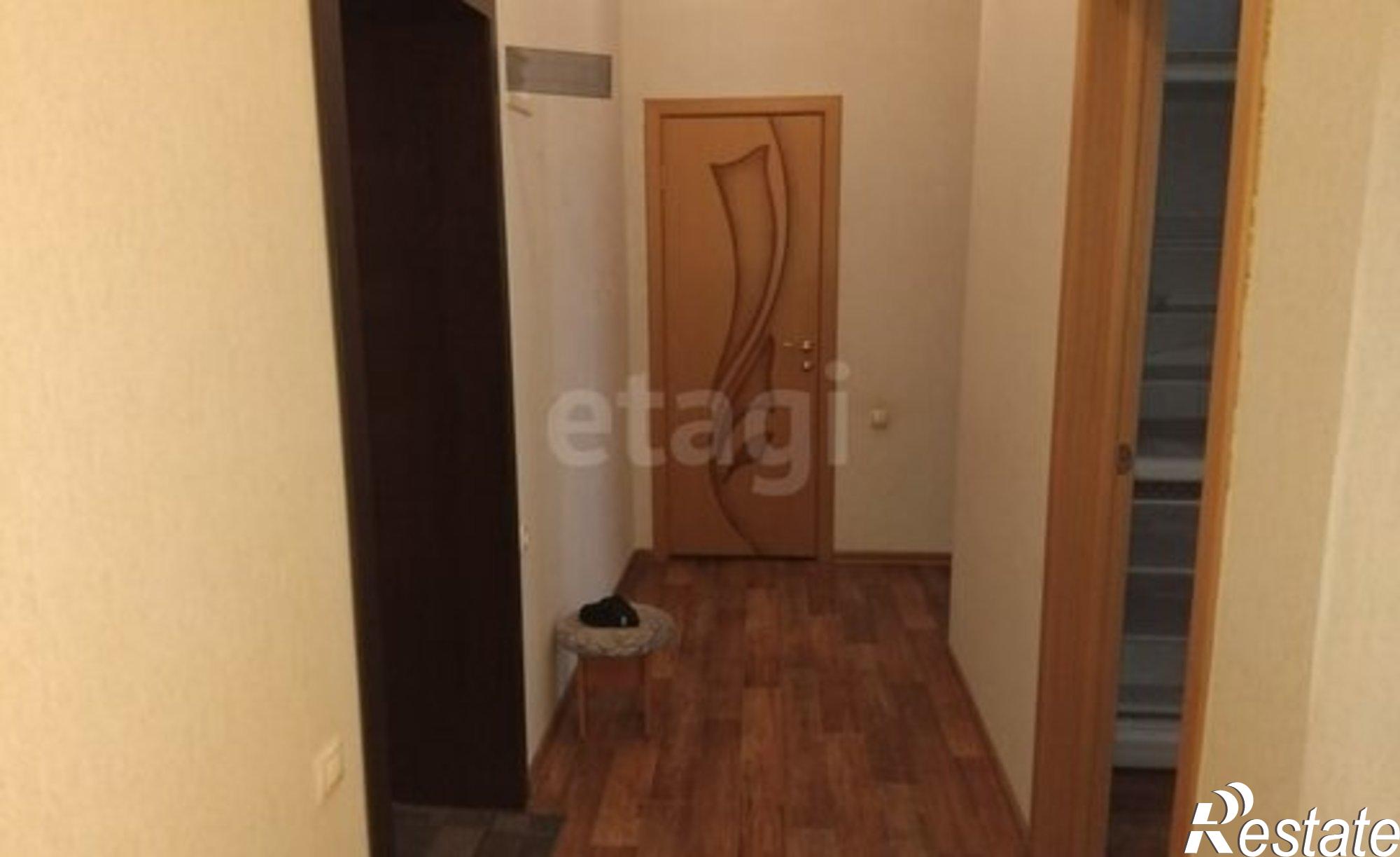 Купить квартиру за 2 600 000 рублей на Шахтовая улица, 3