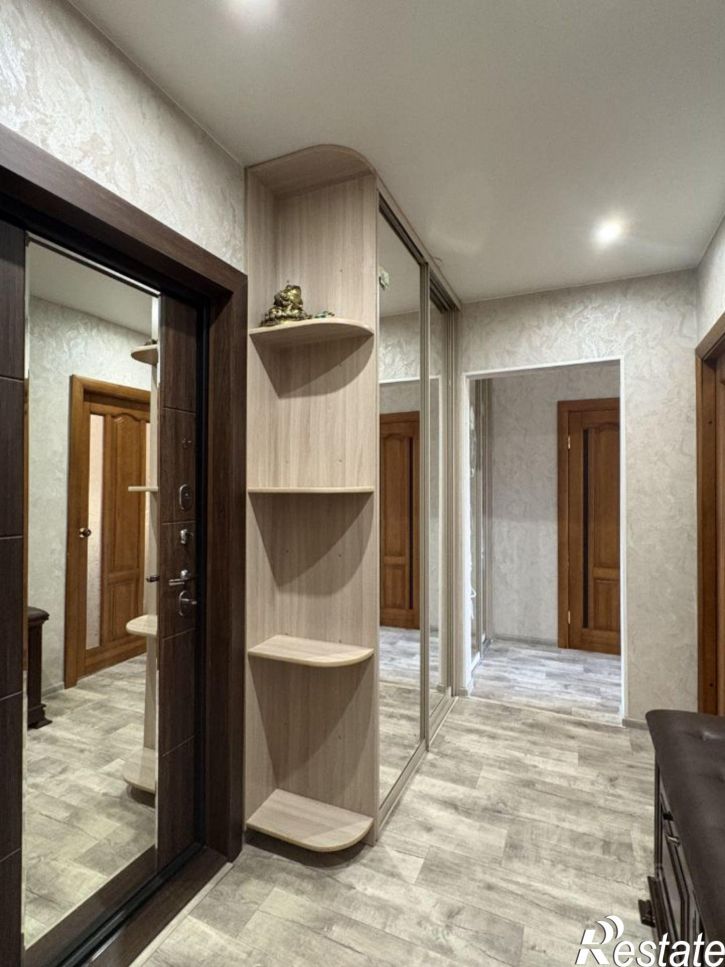 2-комн квартира Белово, 3-й микрорайон, 68