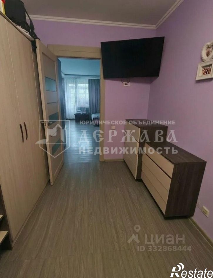 2-комн квартира мкр Красная горка, 13,  д. 13