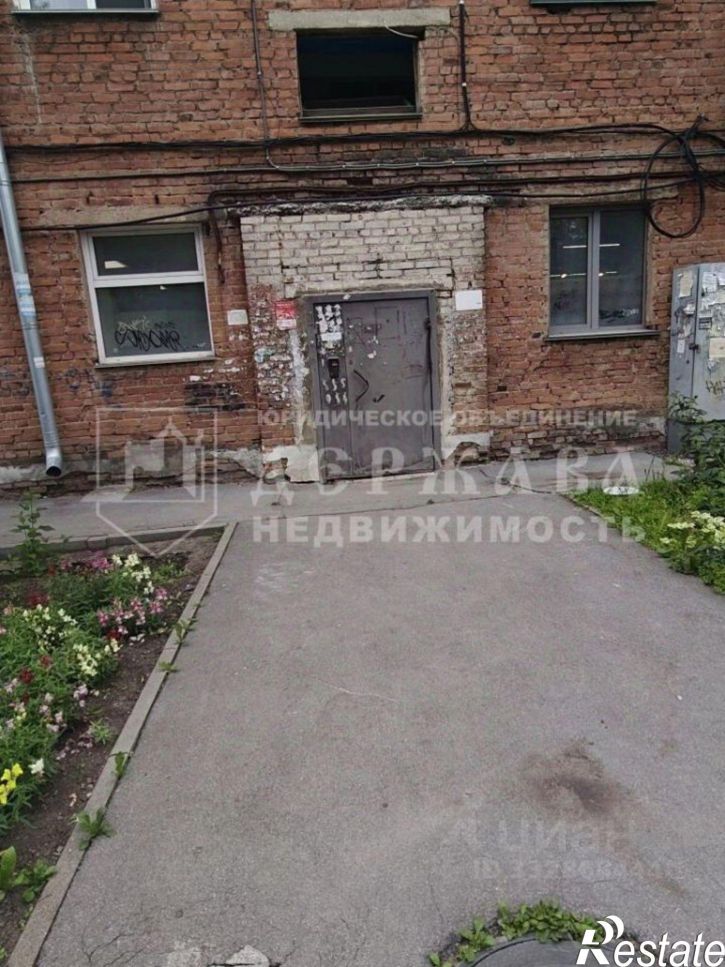 2-комн квартира мкр Красная горка, 13,  д. 13