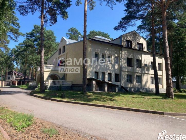3-комн квартира ул Школьная, 61,  д. 61