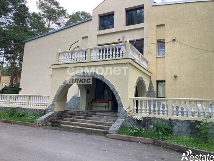 3-комн квартира ул Школьная, 61,  д. 61